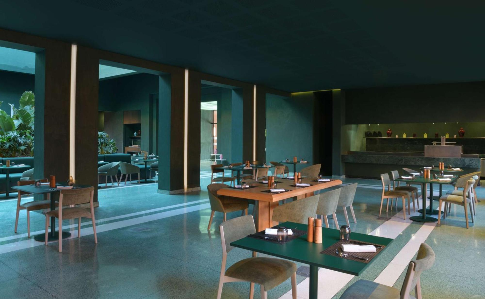 Doubletree By Hilton Ben Guerir Hotel & Residences Benguerir Екстер'єр фото